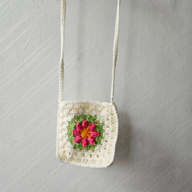 Hand crochet Granny Square bag Cream with pink flower