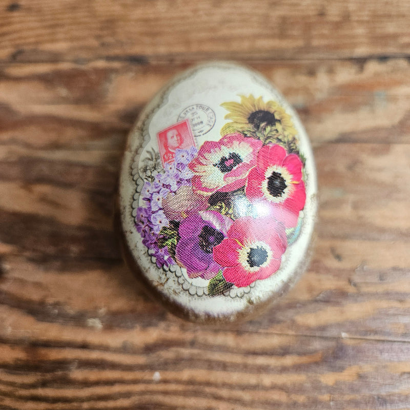 Nostalgic Mini Egg Shape Tins - Assorted