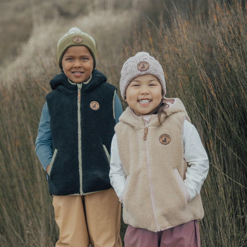 Crywolf Reversible Yeti Vest - Blush/Caramel