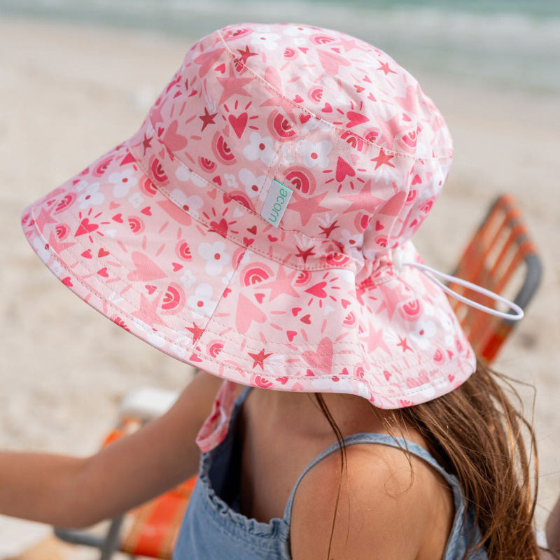 Acorn Bucket Hat - Love Heart