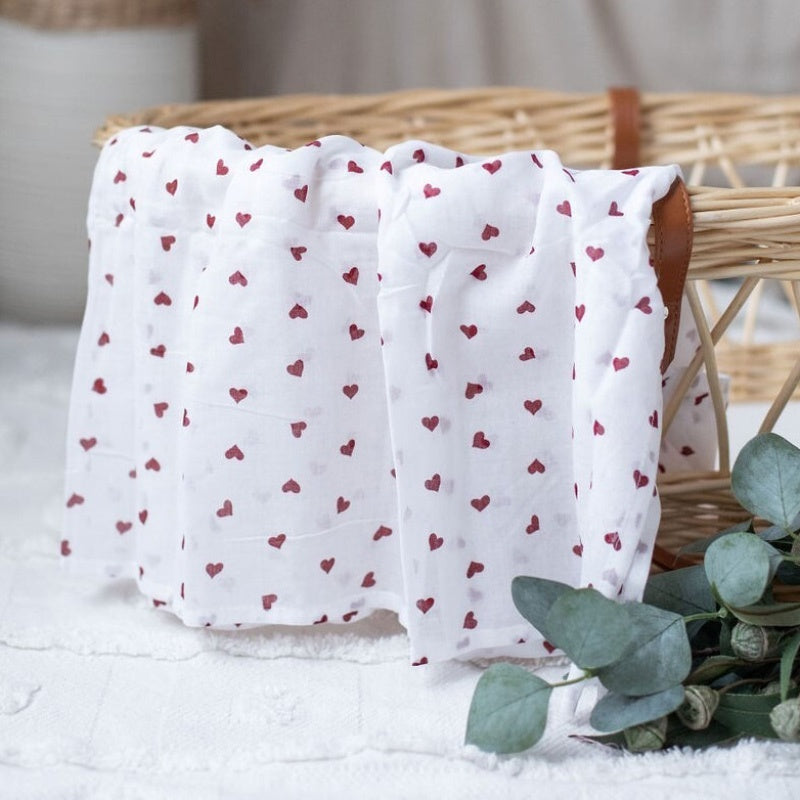 Muslin - White/Red Hearts