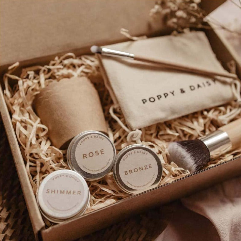 DIY Mineral Makeup Kit