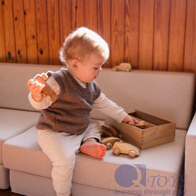 Q Toys Wooden Car Play Set