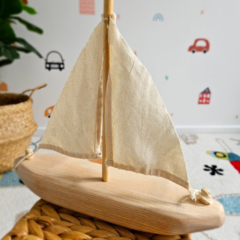 Q Toys Recycled Tree Sailing Boat
