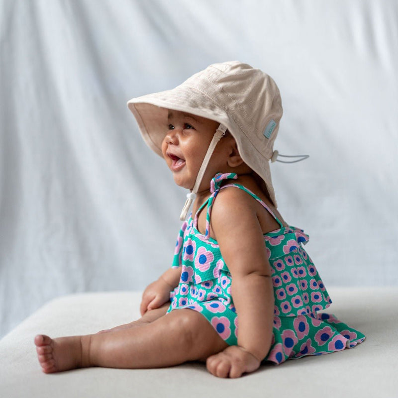Acorn Wide Brim Infant Hat - Vanilla