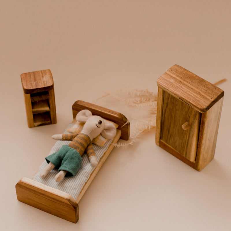 Q Toys Doll Bedroom Furniture