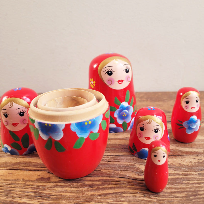 Russian Nesting Dolls - Red