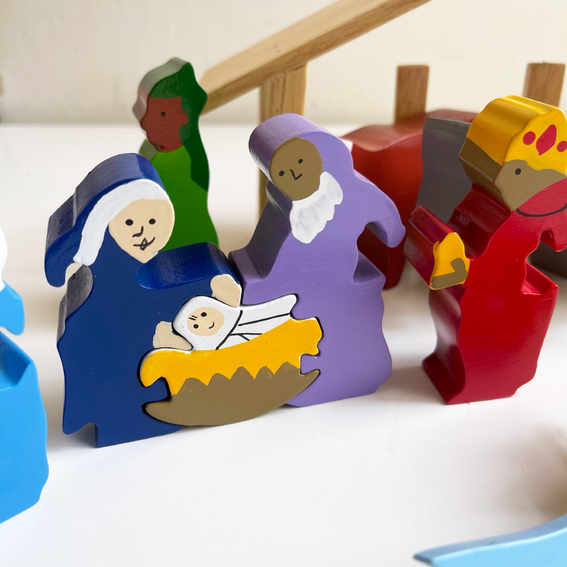 Nativity Playset And Puzzle