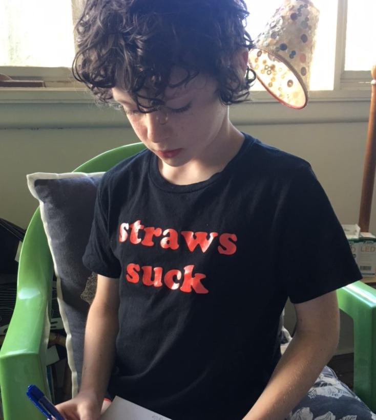 Straws Suck - T Shirts