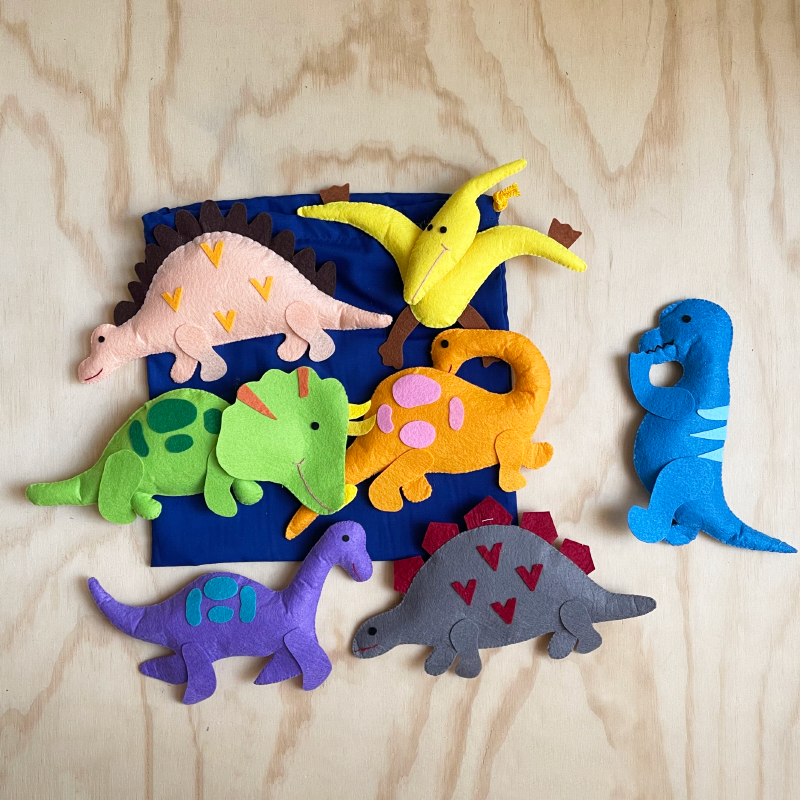 Felt Play Set - Dinosaurs 7PC With Bag Rich text editor