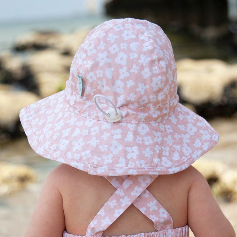 Acorn Infant Hat - Camille