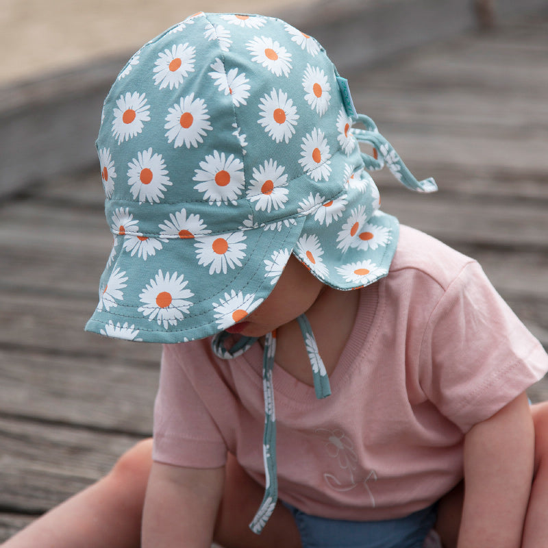 Acorn Flap Hat - Daisy