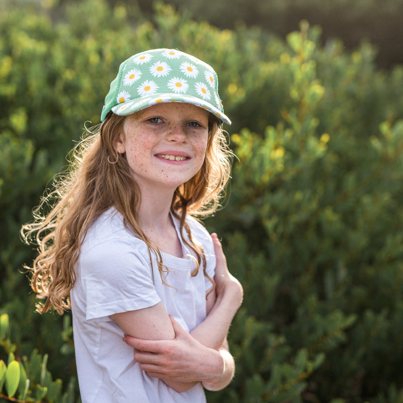 Acorn Trucker Hat - Daisy