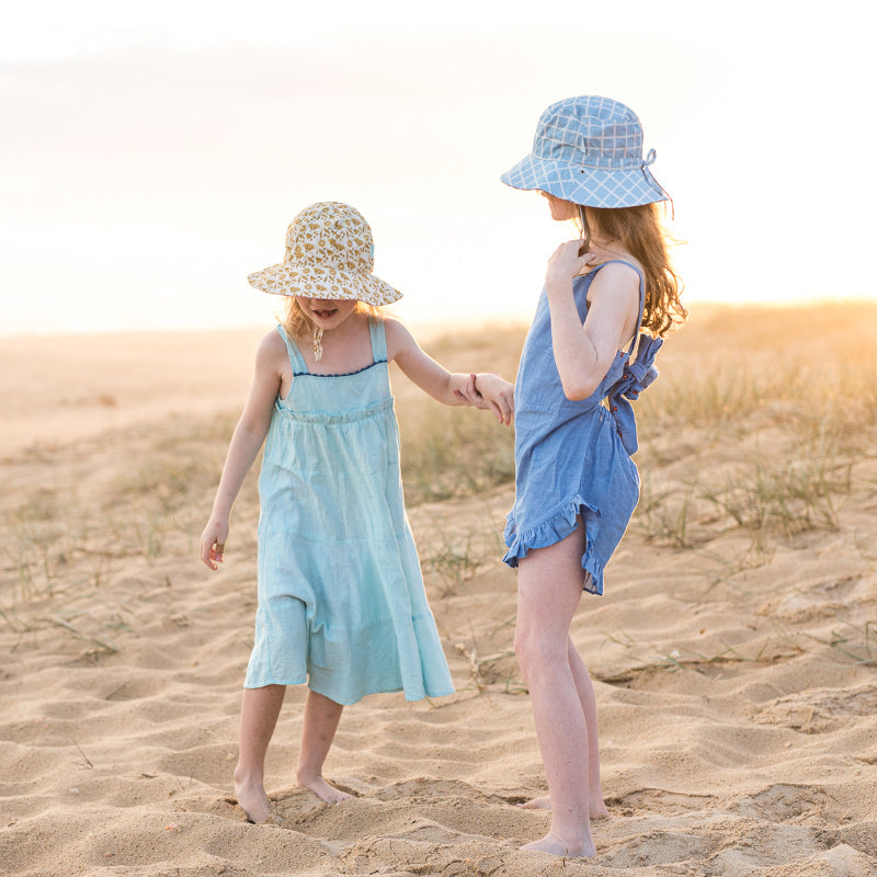 Acorn Reversible Bucket Hat - Checks Chestnut