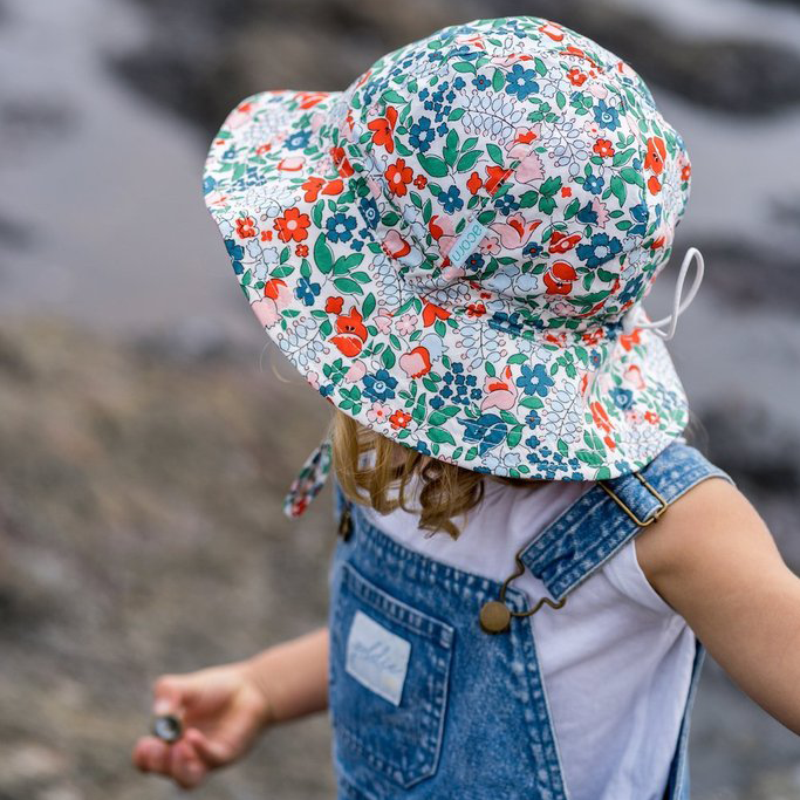 Acorn Floppy Hat - Evergreen Floral