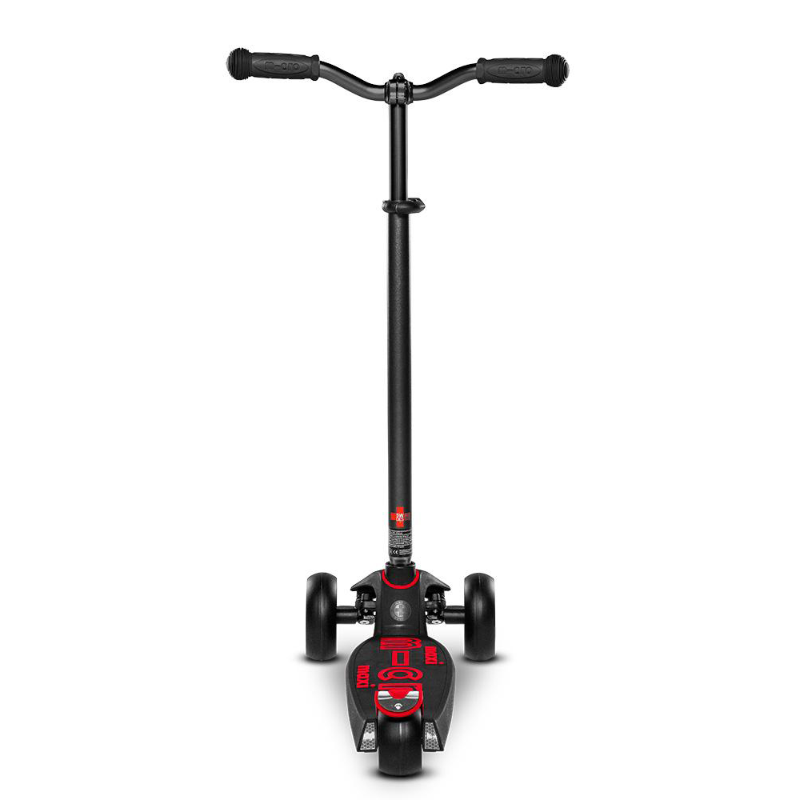 Micro Maxi Deluxe Pro Scooter - Black