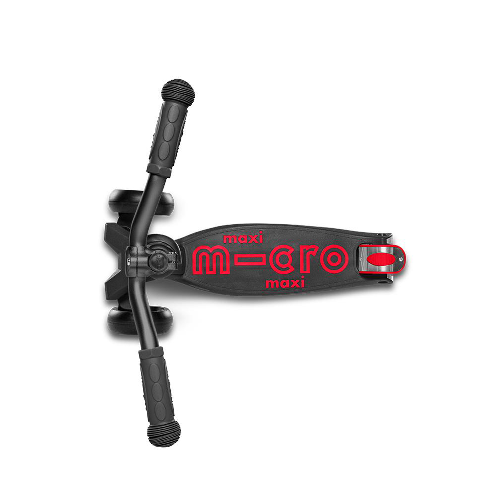 Micro Maxi Deluxe Pro Scooter - Black