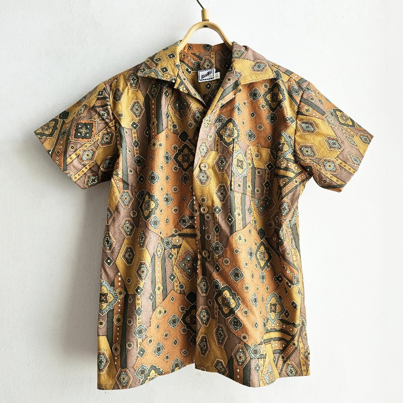 Shorties Disco Shirt - Tan Paisley