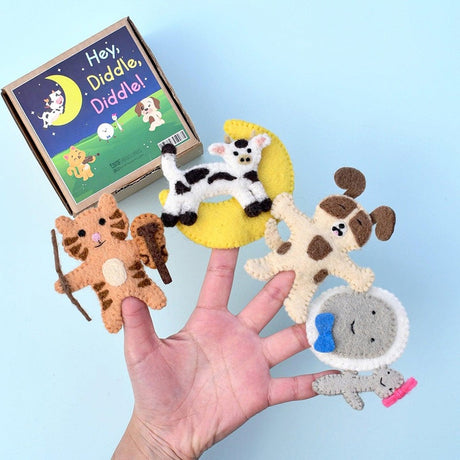 Hey Diddle Diddle Finger Puppets Set