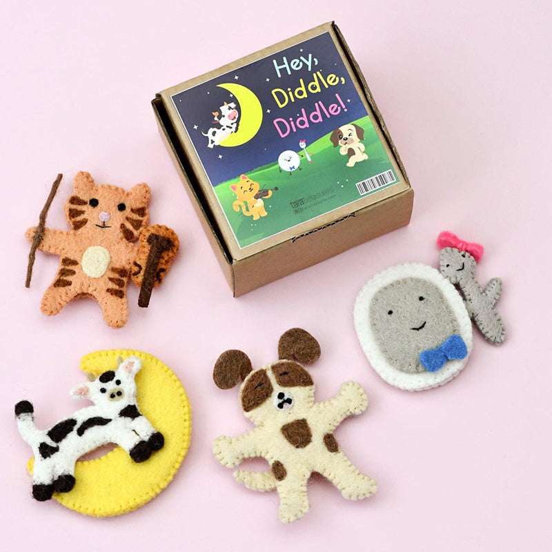 Hey Diddle Diddle Finger Puppets Set