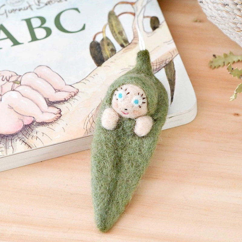May Gibbs Gumnut Baby Snugglepot Cuddlepie Ornament