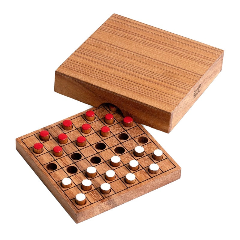 Planet Finska Travel Draughts