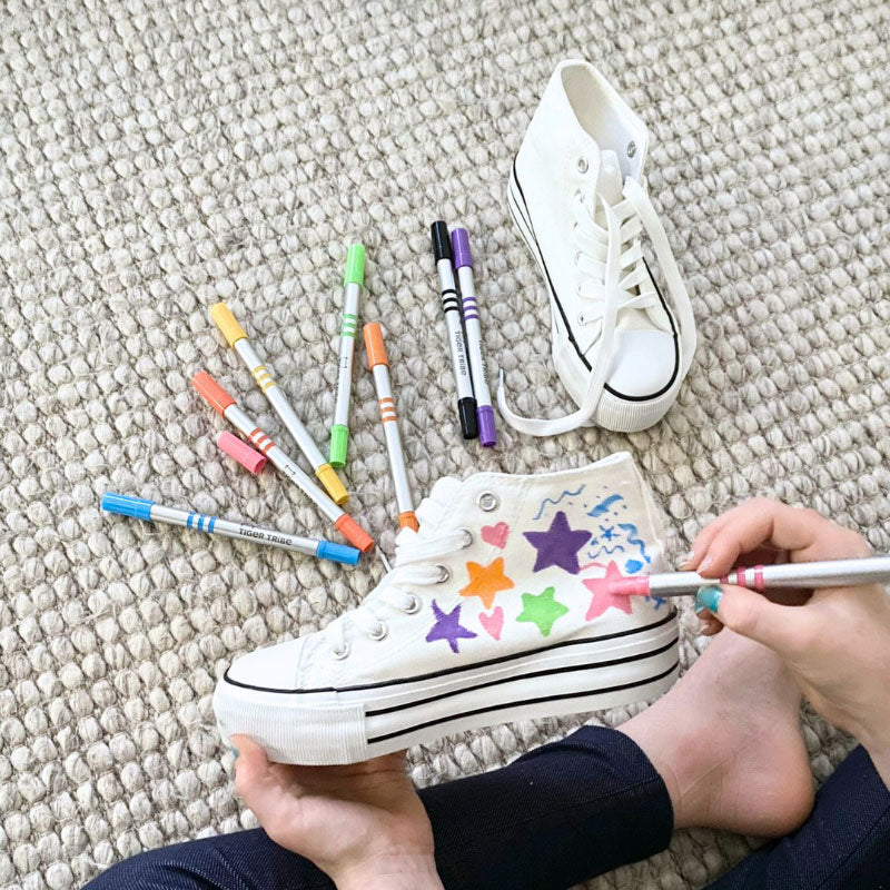 Duel-Tip Paint Pens