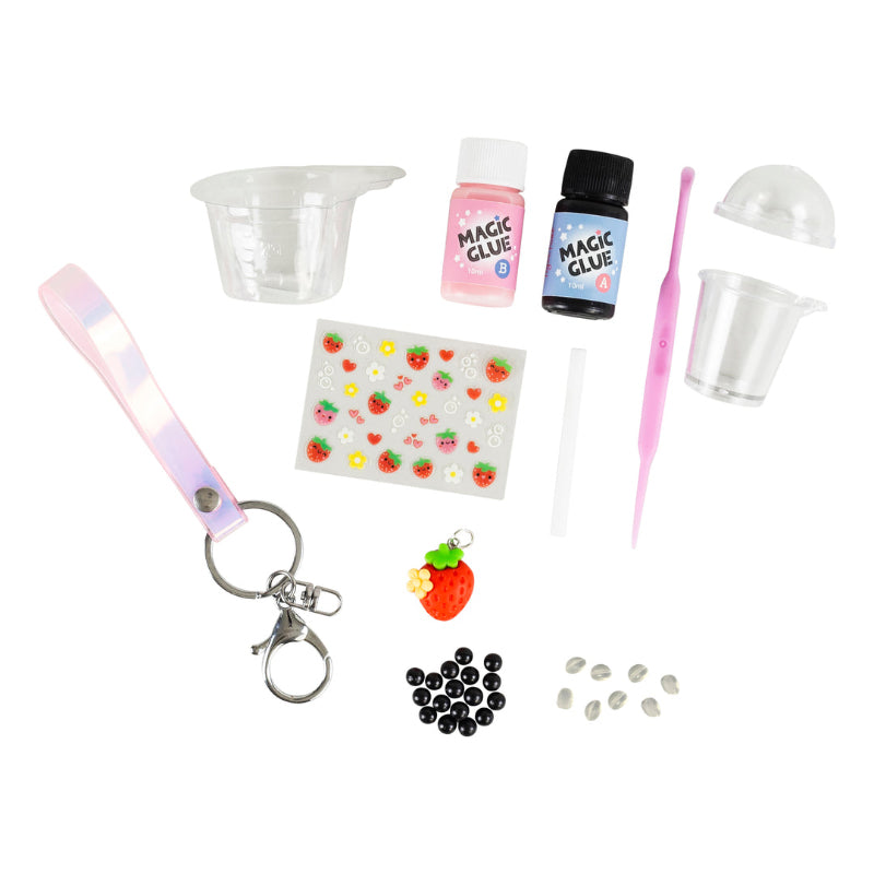 Tiger Tribe Bag Charm Kit - Strawberry Bubble Tea
