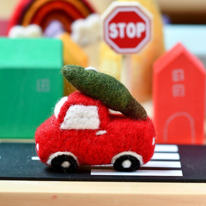 Felt Christmas Truck & Tree Toy