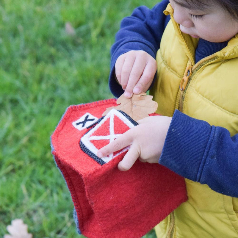 Felt Finger Puppet - Farm Barn Bag