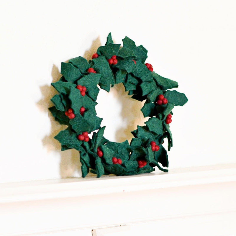 Felt Holly Wreath - Red Berries