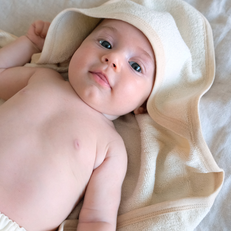 Sustainable Hooded Bath Towel - Natural White