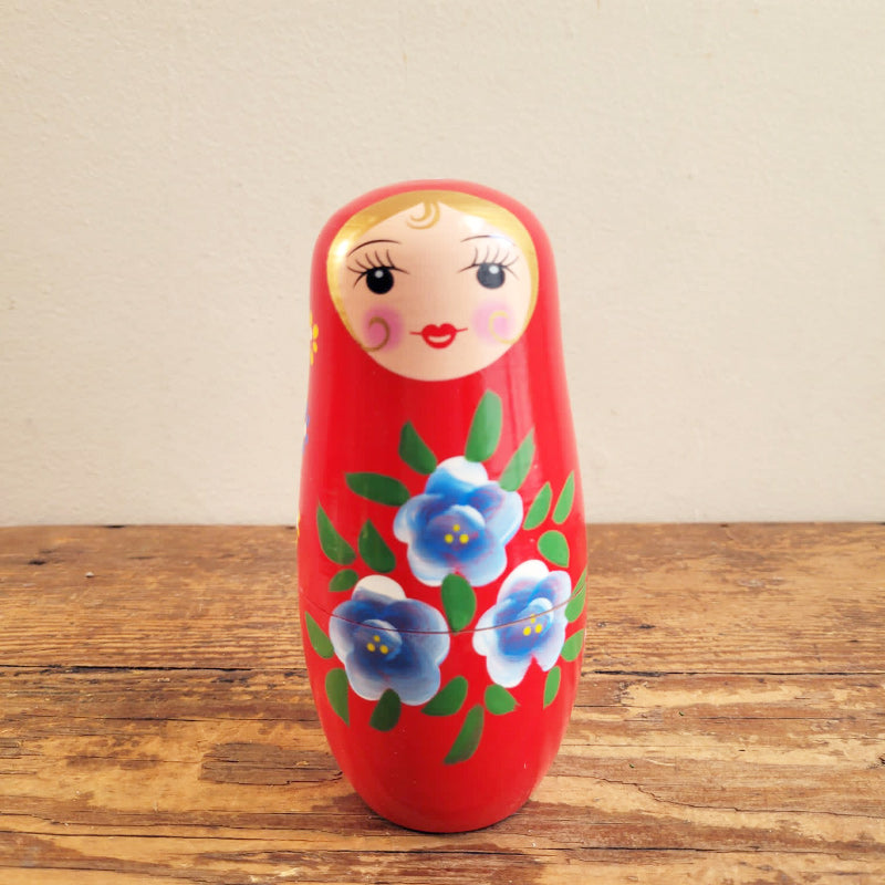 Russian Nesting Dolls - Red