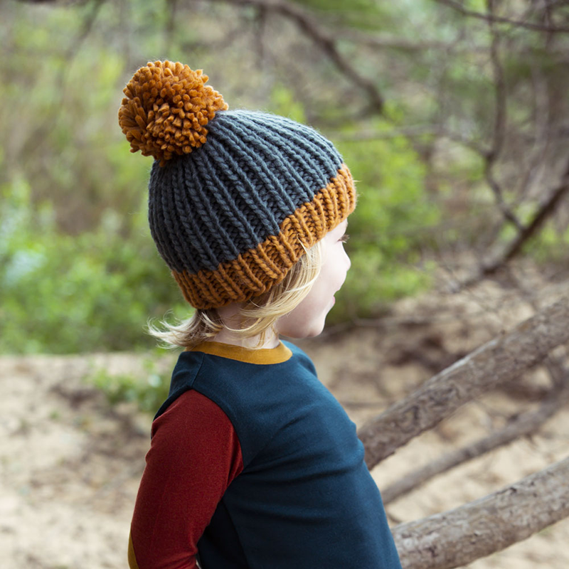 Acorn Traveller Chunky Beanie - Slate