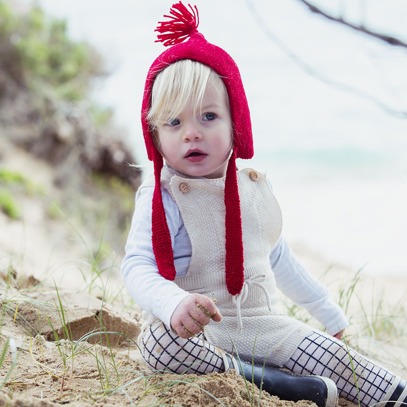 Acorn Tassell Bonnet - Red