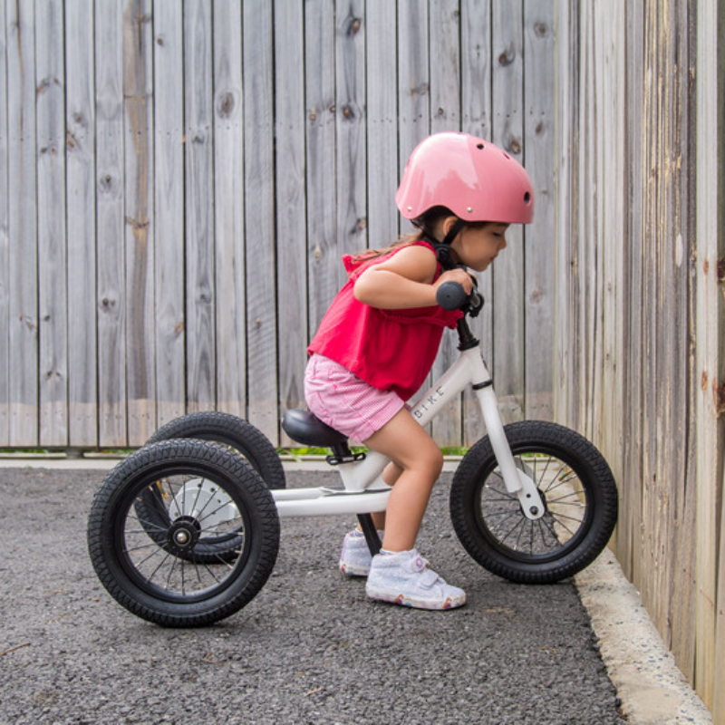 CoConut Vintage Helmet - Pink Small