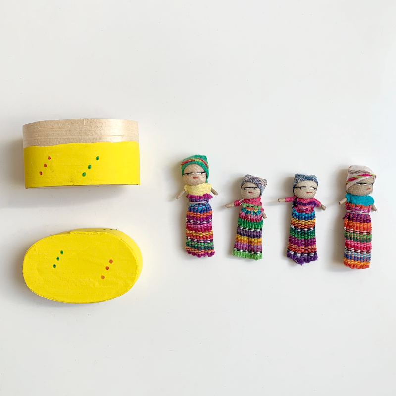 4 Large Mexican Worry Dolls in Box