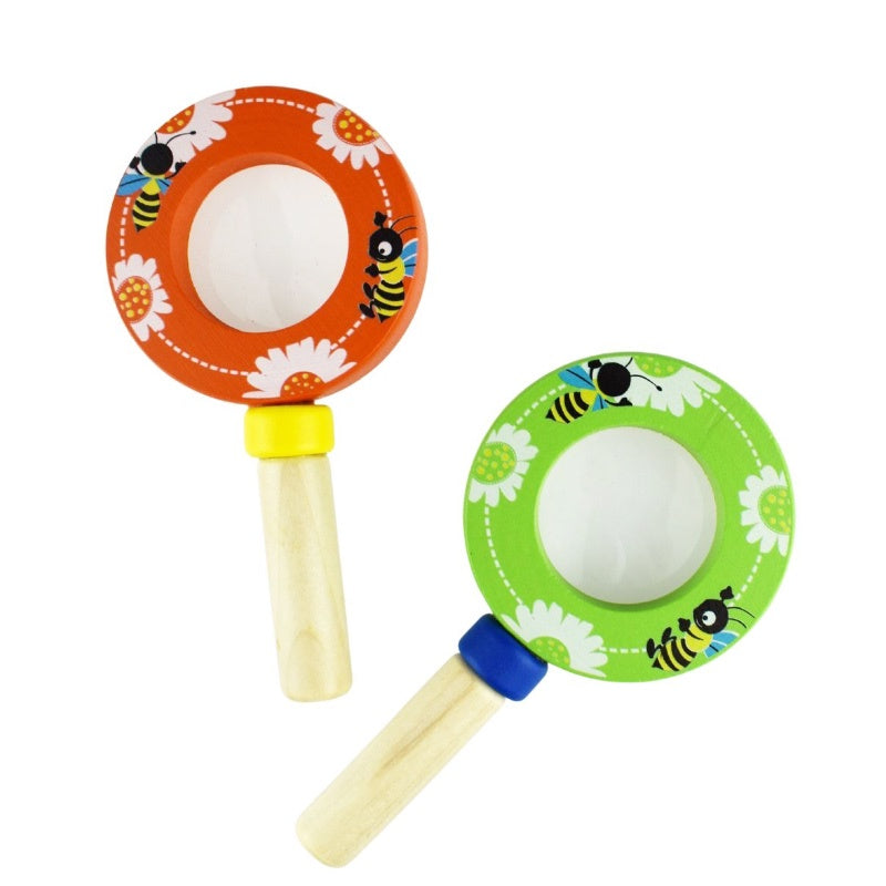 Bee Magnifying Glass