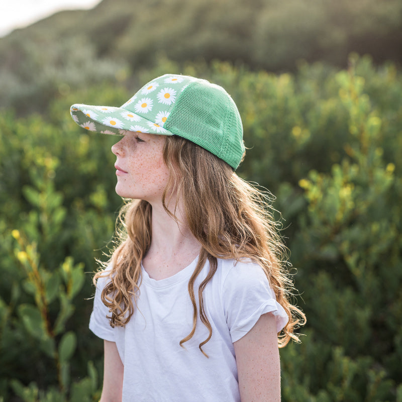 Acorn Trucker Hat - Daisy