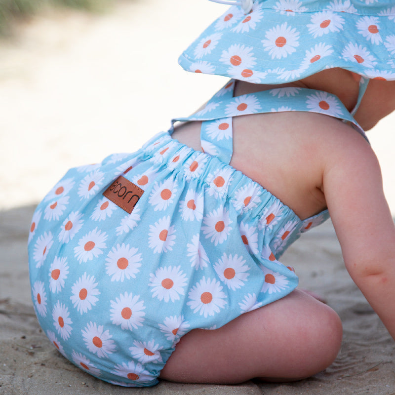 Acorn Infant Hat - Daisy