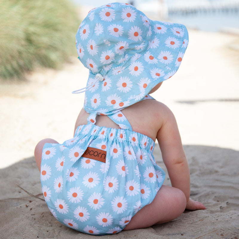 Acorn Infant Hat - Daisy