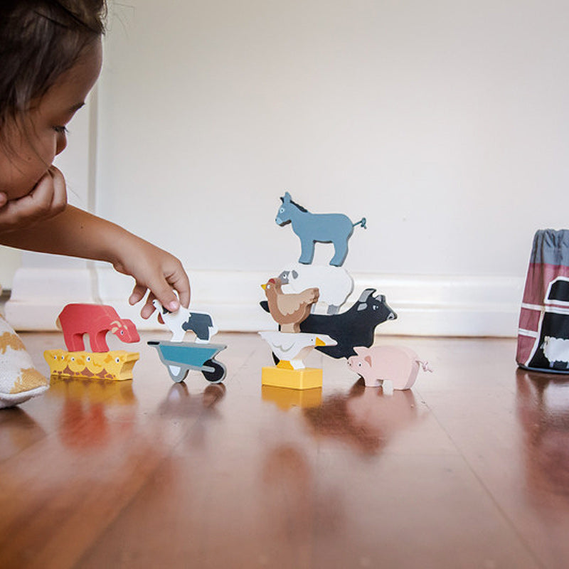 Stacking Faryard Animals With Bag