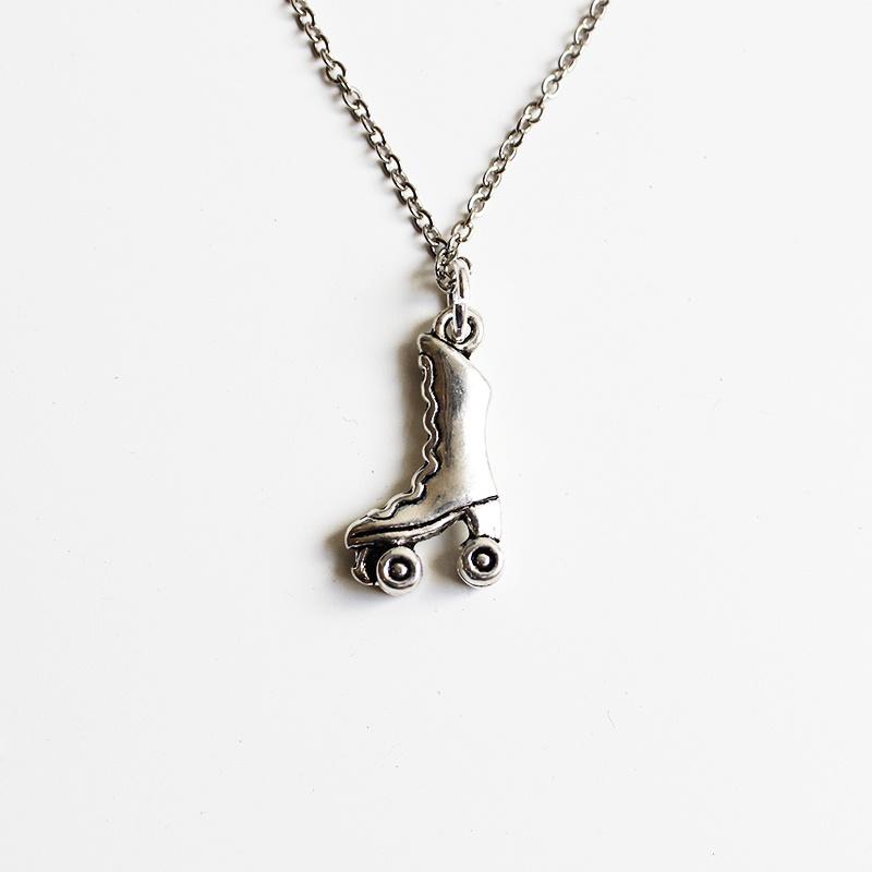 Shorties Bling Necklace - Roller Blade